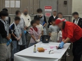 お魚さばき教室