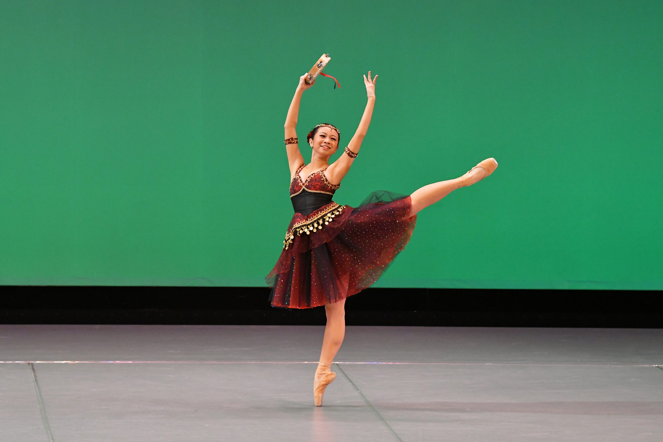 ジュニア２部 女性 第1位　東はるあ「エスメラルダよりVa」 2024-66　撮影：古都栄二（テス大阪）