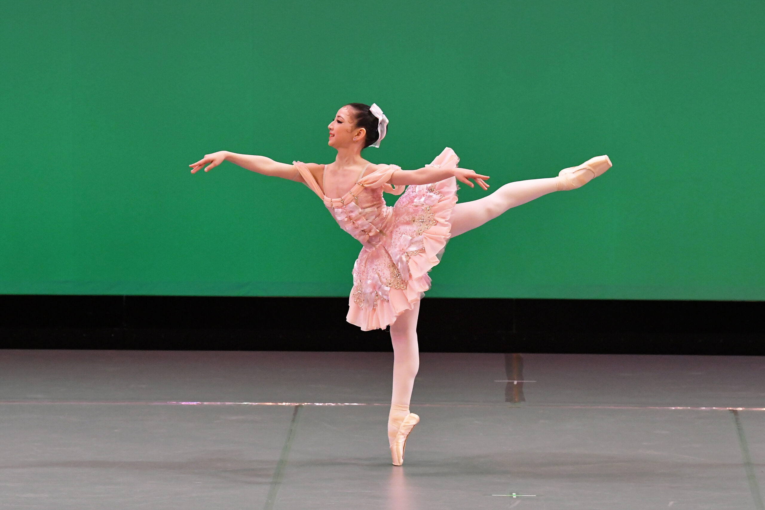 ジュニア3部 女性 第1位　片渕紫理「フェアリードールよりVa」 3001-09　撮影：古都栄二（テス大阪）